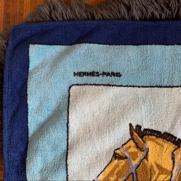 Vintage Hermès Large Towel Equestrian/Horses Motif - Picture 6 of 16